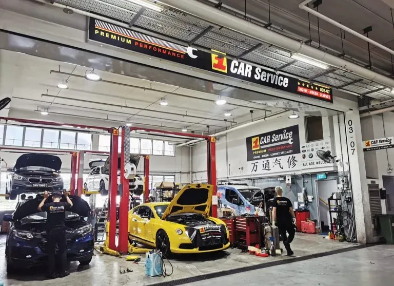 Our technicians at work in the Sin Ming AutoCity workshop