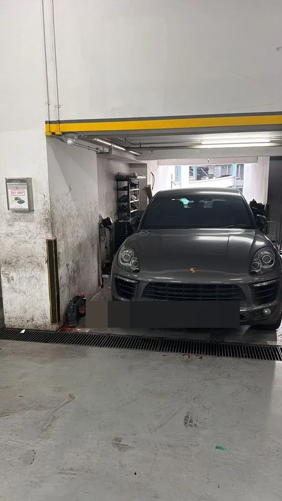Porsche Macan arriving at our Singapore workshop for an AWD fault diagnosis and PTU replacement
