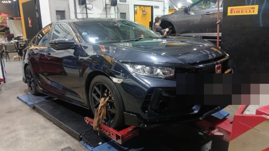 Honda Civic Type R brought in for servicing at our Singapore workshop.