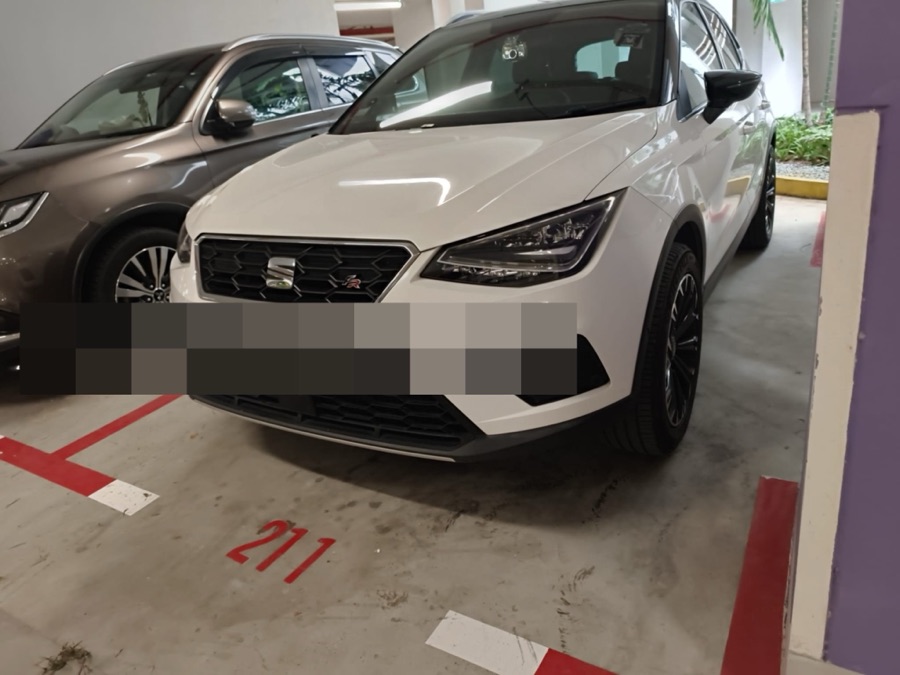 Seat handled by 1 Car Service