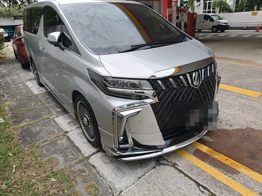 Toyota Alphard handled by 1 Car Service