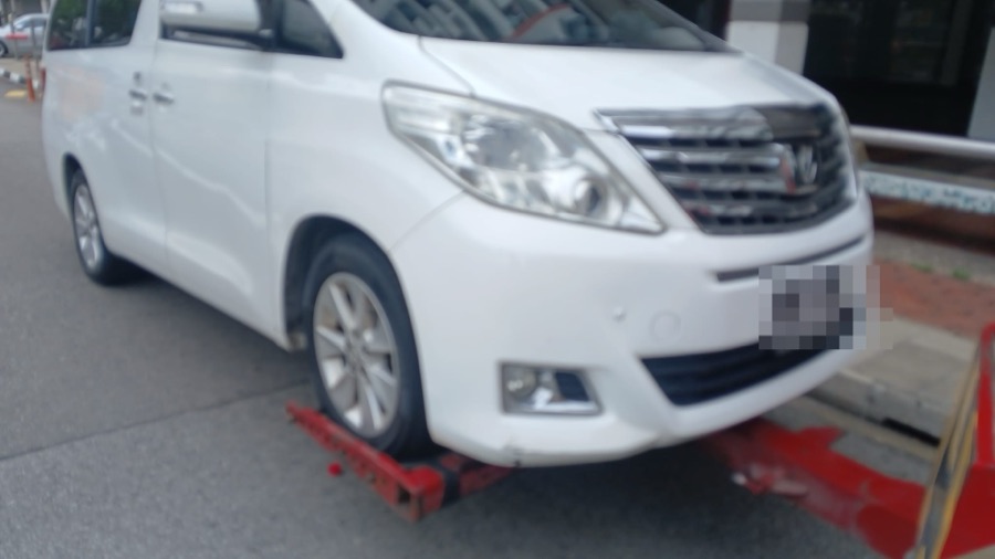 Toyota Alphard handled by 1 Car Service