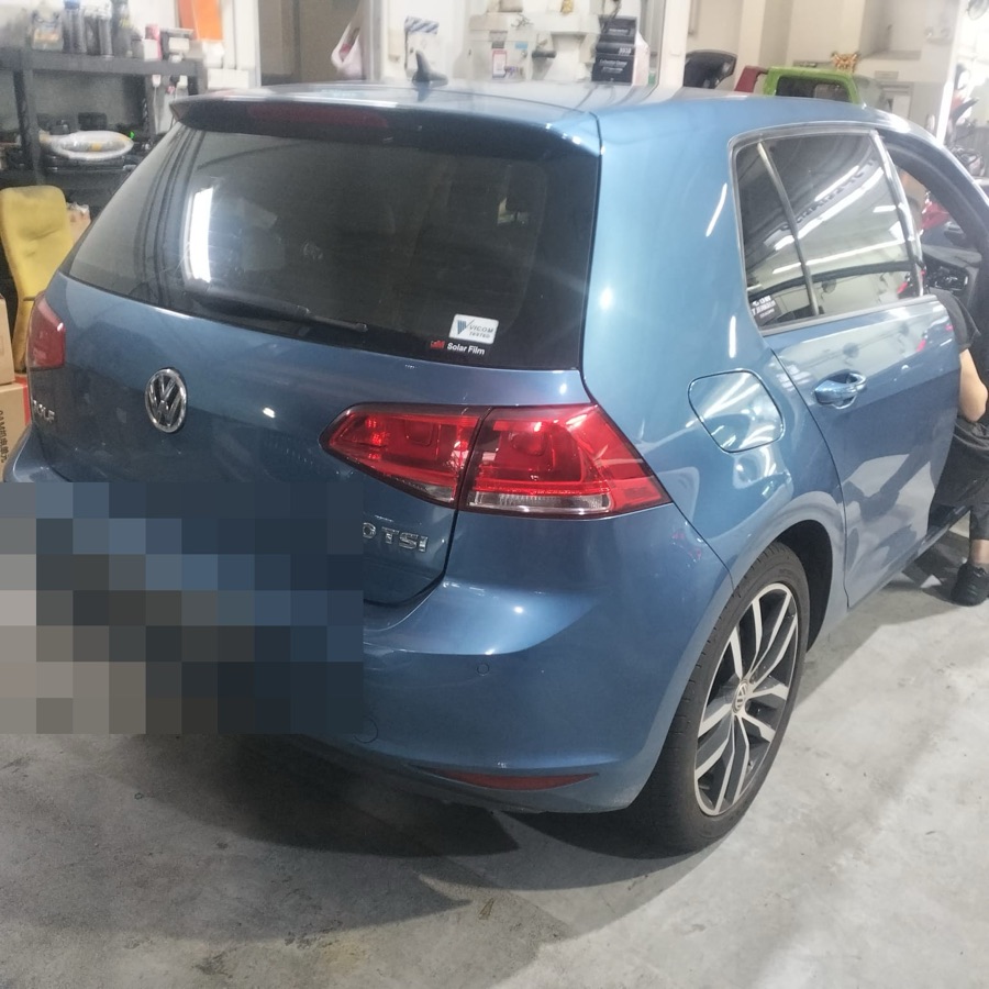 Volkswagen Golf handled by 1 Car Service