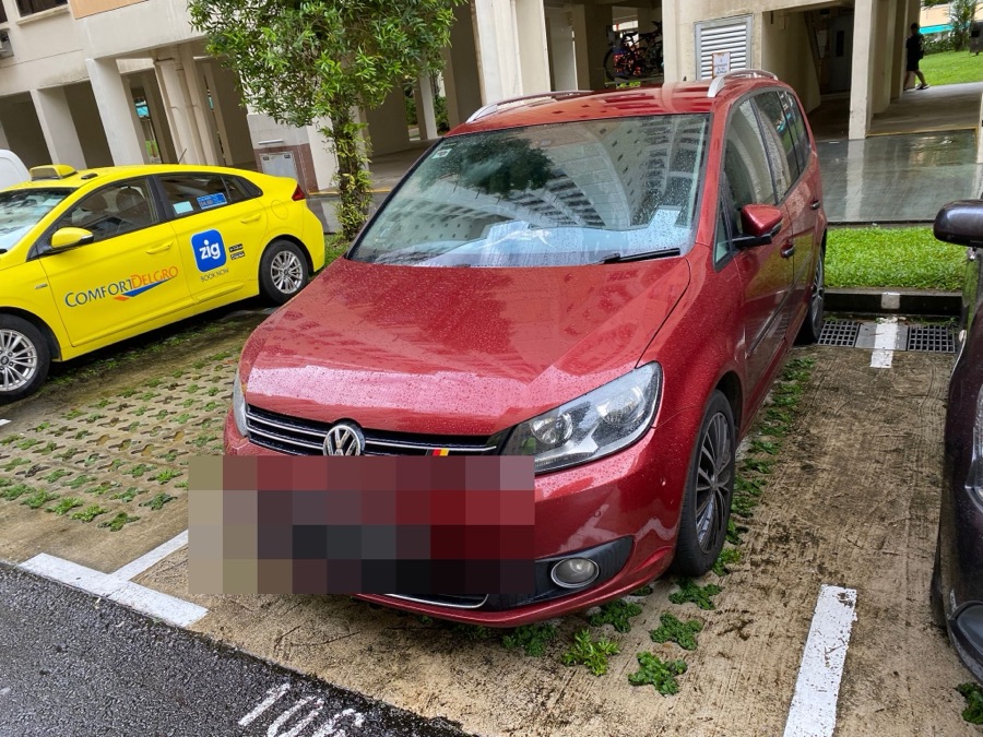 Volkswagen Touran handled by 1 Car Service